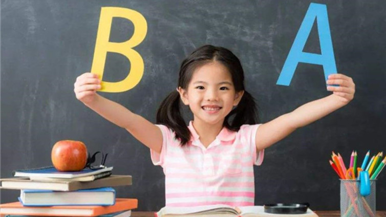 小学英语语法速记口诀，为孩子收藏！