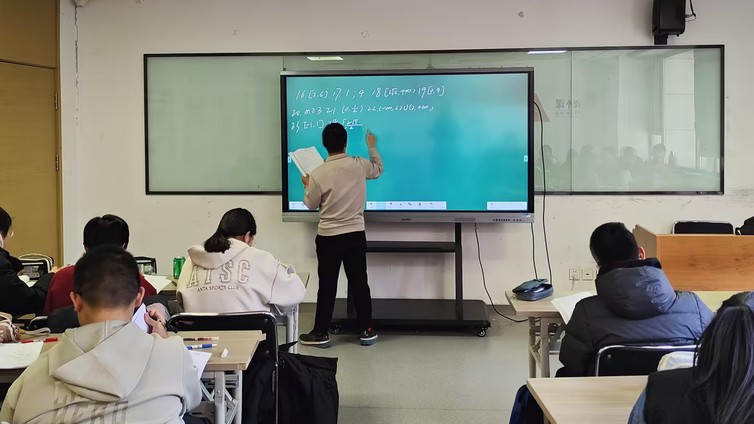 如何突破"听懂课却不会做题"的学习困境？